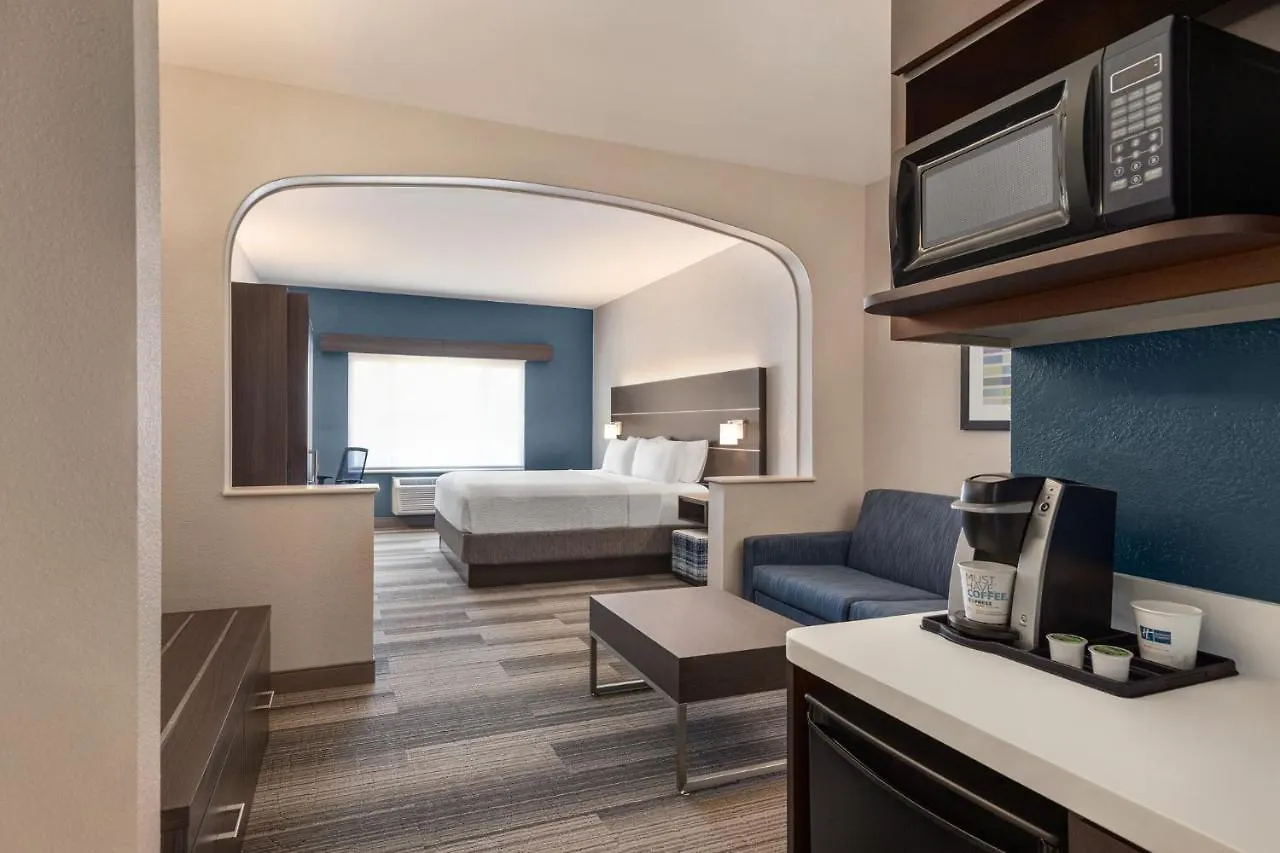 Holiday Inn Express & Suites Denver Airport By Ihg 3*,