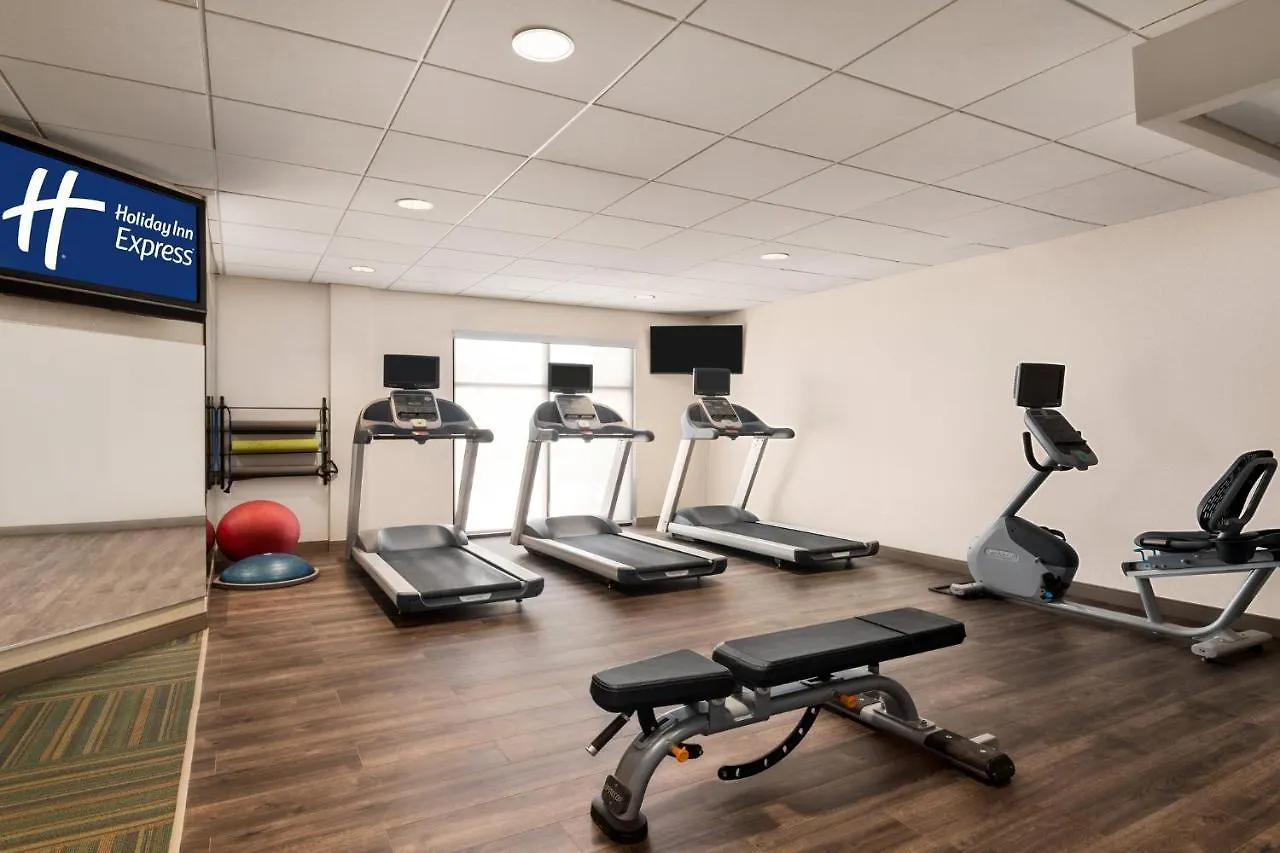 Holiday Inn Express & Suites Denver Airport By Ihg Hotel
